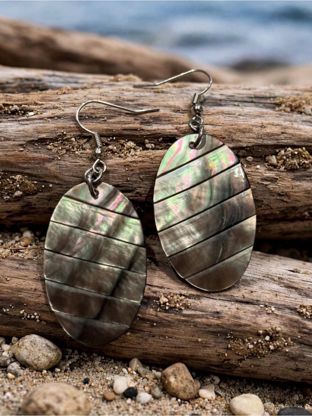 Black lip Shell Black Oval Stripes Dangle Earrings
